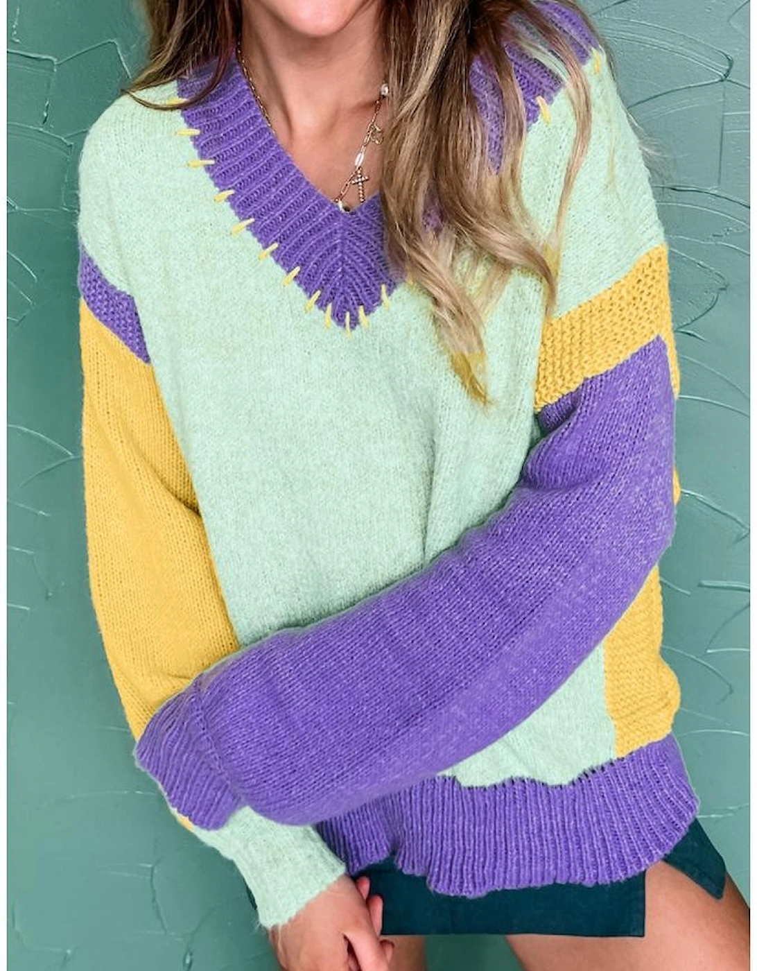 Green Stitched V Neck Color Block Knitted Drop Shoulder Sweater