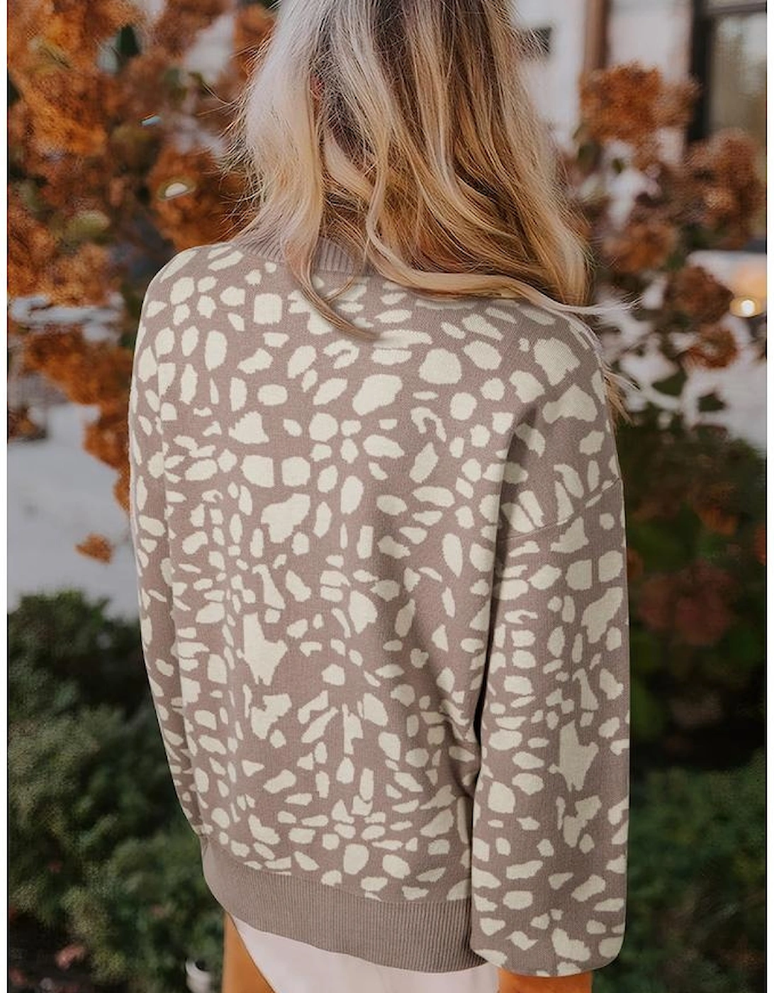 Gray Leopard Spots Pattern Ribbed Trim Drop Shoulder Sweater