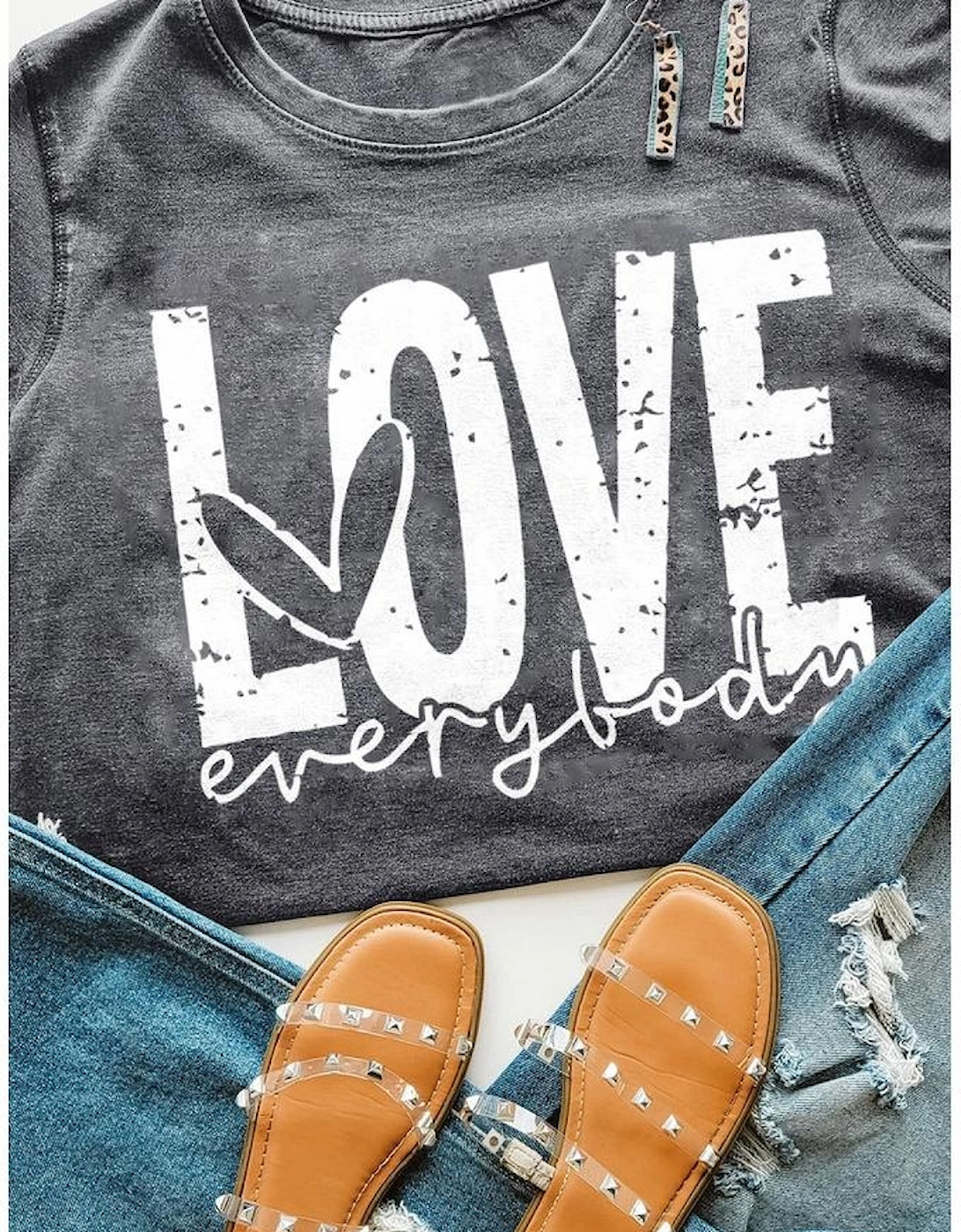 Gray LOVE everybody Graphic T-shirt