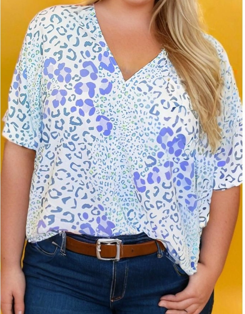 Sky Blue Leopard Print Short Sleeve V Neck Plus Size Top