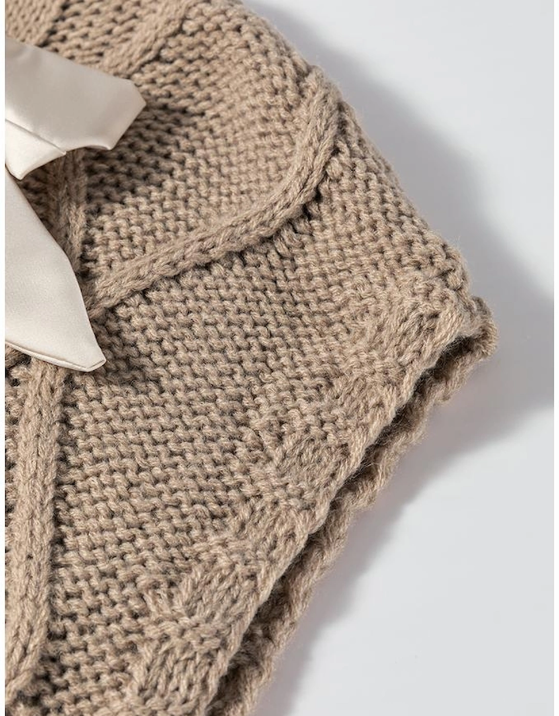 Simply Taupe Cable Knit Colorblock Satin Bowknot Short Sleeve Sweater