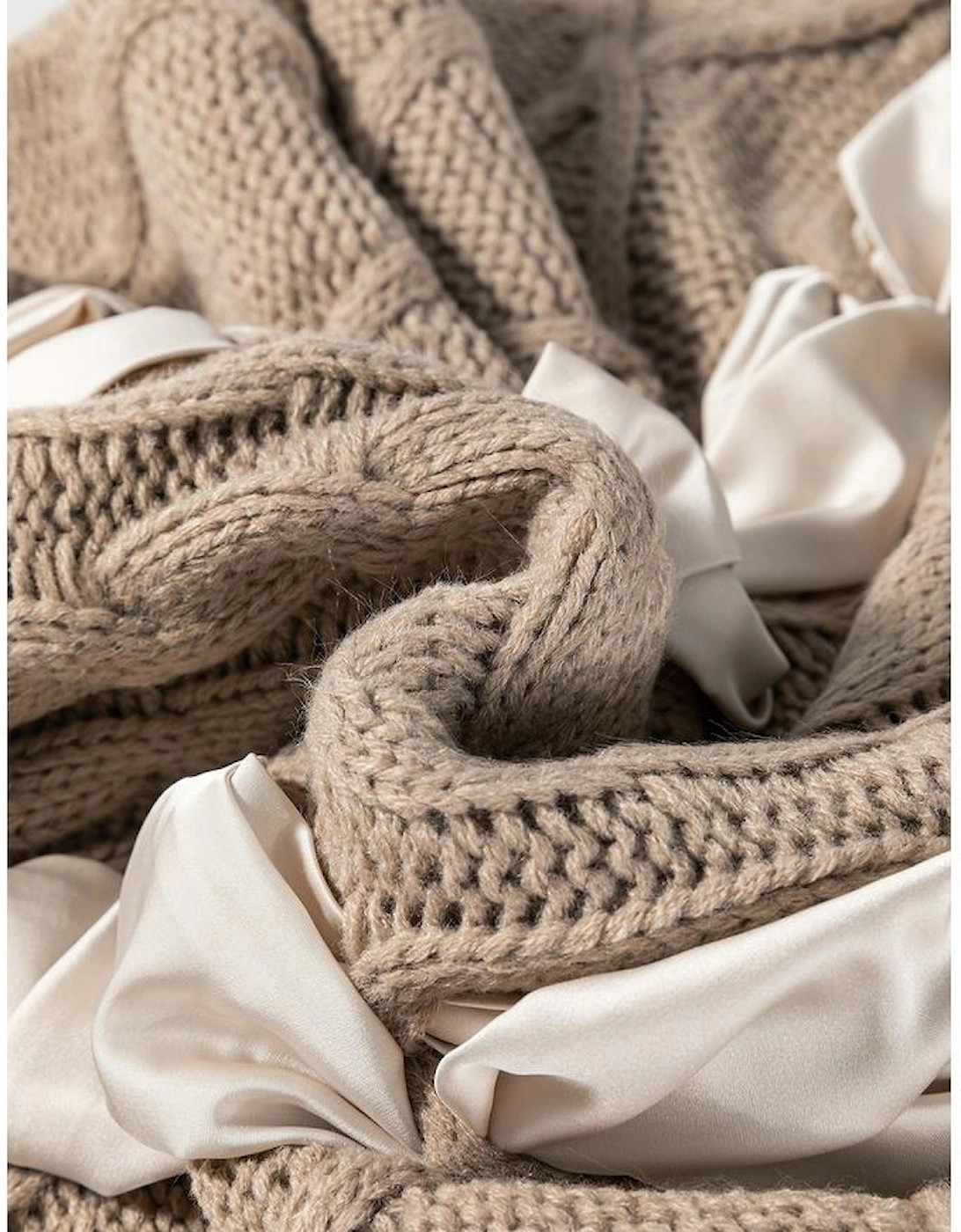 Simply Taupe Cable Knit Colorblock Satin Bowknot Short Sleeve Sweater