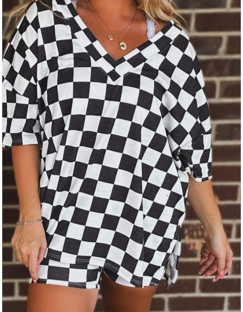 Black Checkered Pattern Tee and Shorts Plus Size Two Piece Set