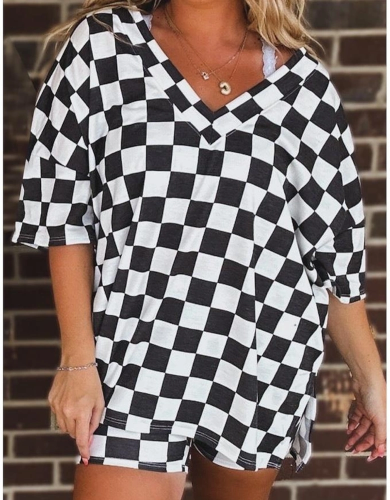 Black Checkered Pattern Tee and Shorts Plus Size Two Piece Set