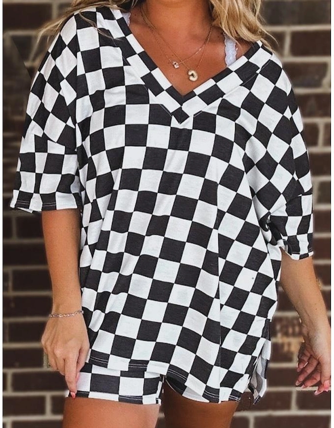 Black Checkered Pattern Tee and Shorts Plus Size Two Piece Set