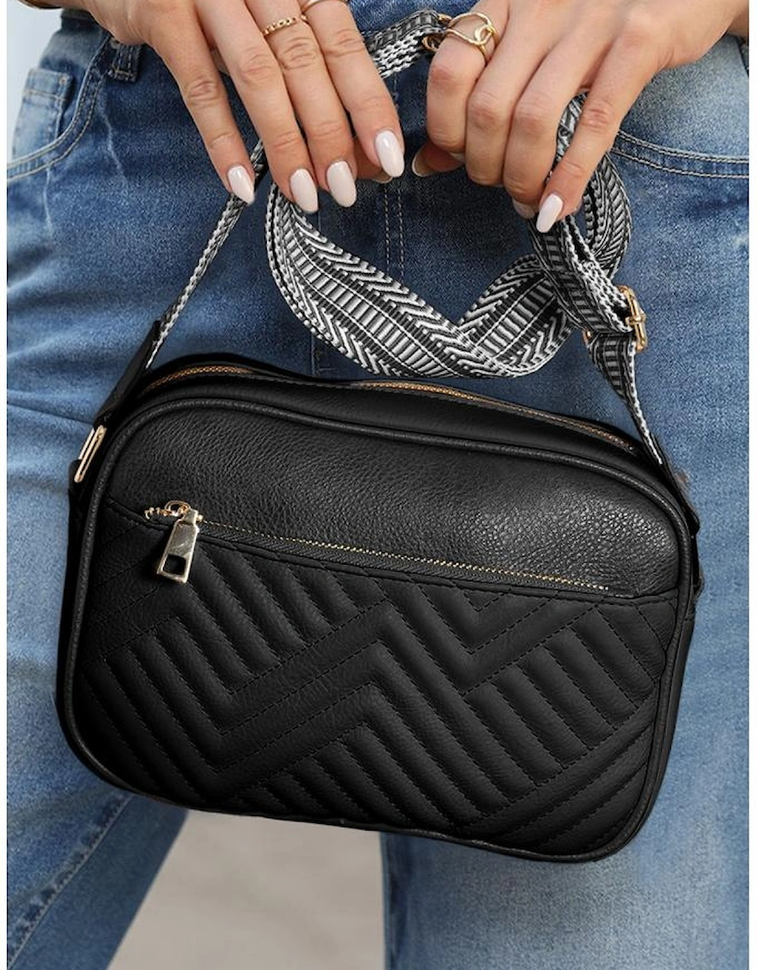 Black Quilted Faux Leather Crossbody Bag 22*6*16cm