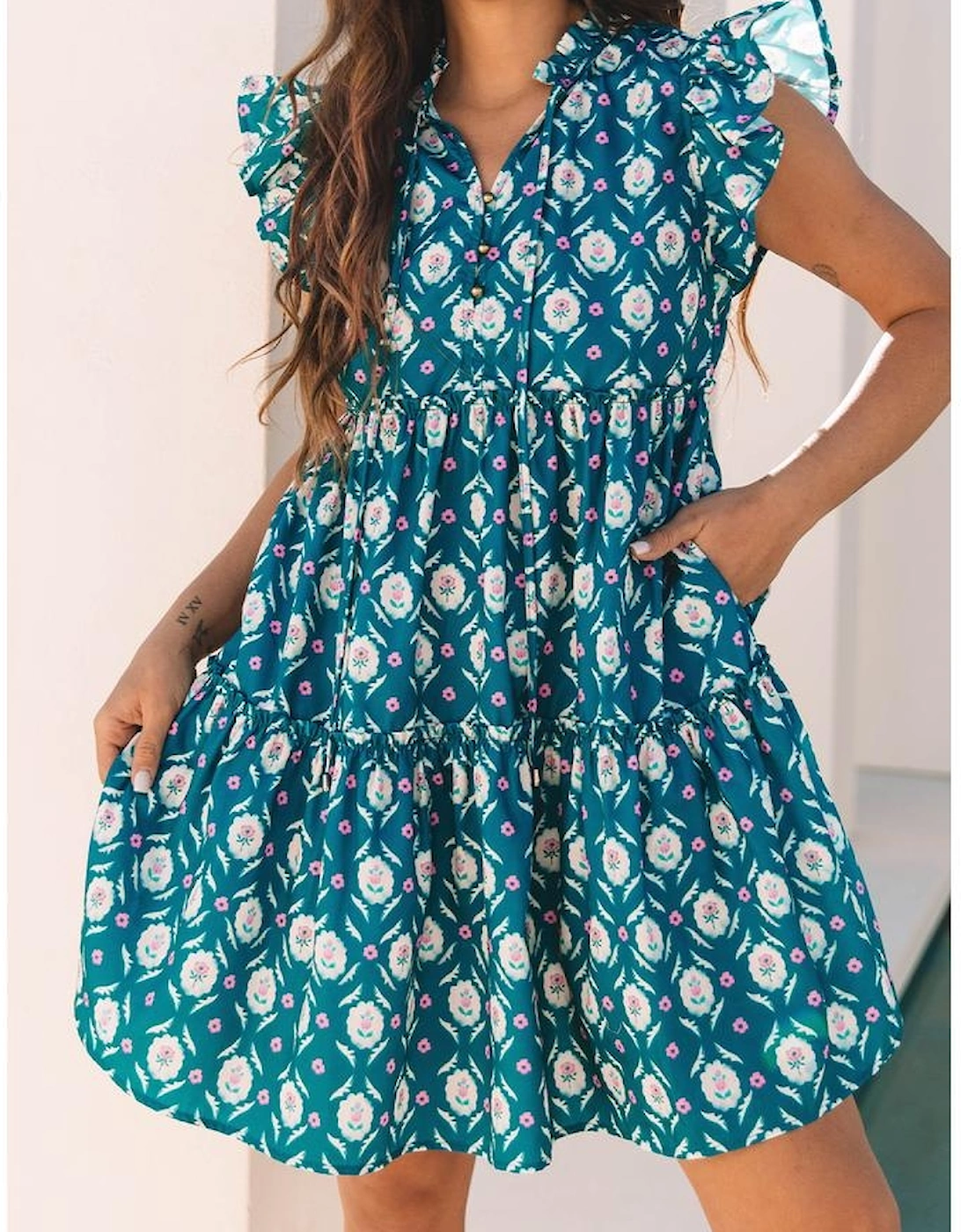 Blue Retro Floral Print Split Neck Ruffle Short Sleeve Dress