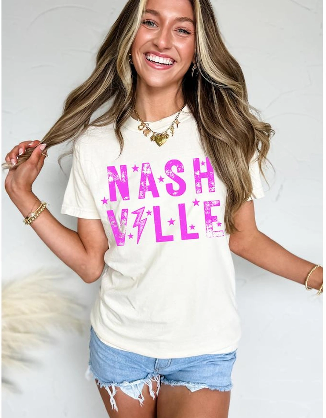 White NASHVILLE Star Graphic Crewneck T Shirt