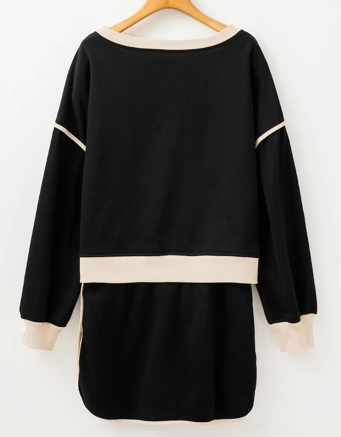 Black Color Contrast Loose Pullover and Lace-up Waist Skort Set