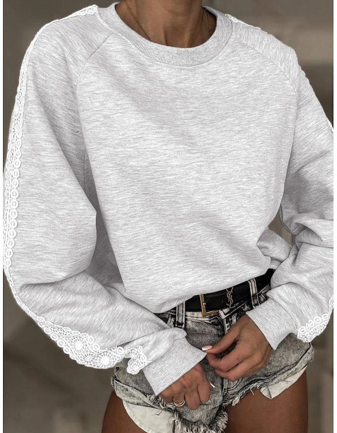 Light Grey Lace Patchwork Raglan Sleeve Crew Neck Sweatshirt