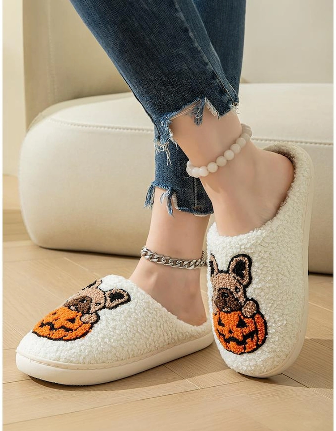 White Halloween Dog Pumpkin Pattern Fuzzy Slippers