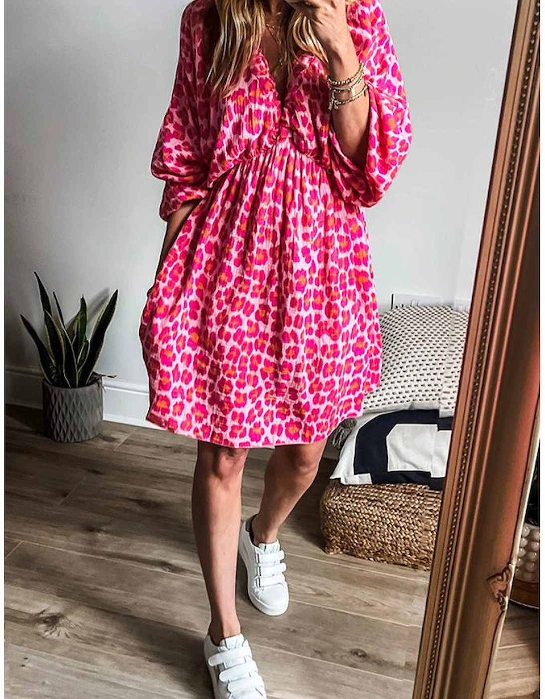 Pink Leopard Print Elasticated V Neck 3/4 Puff Sleeve Dress