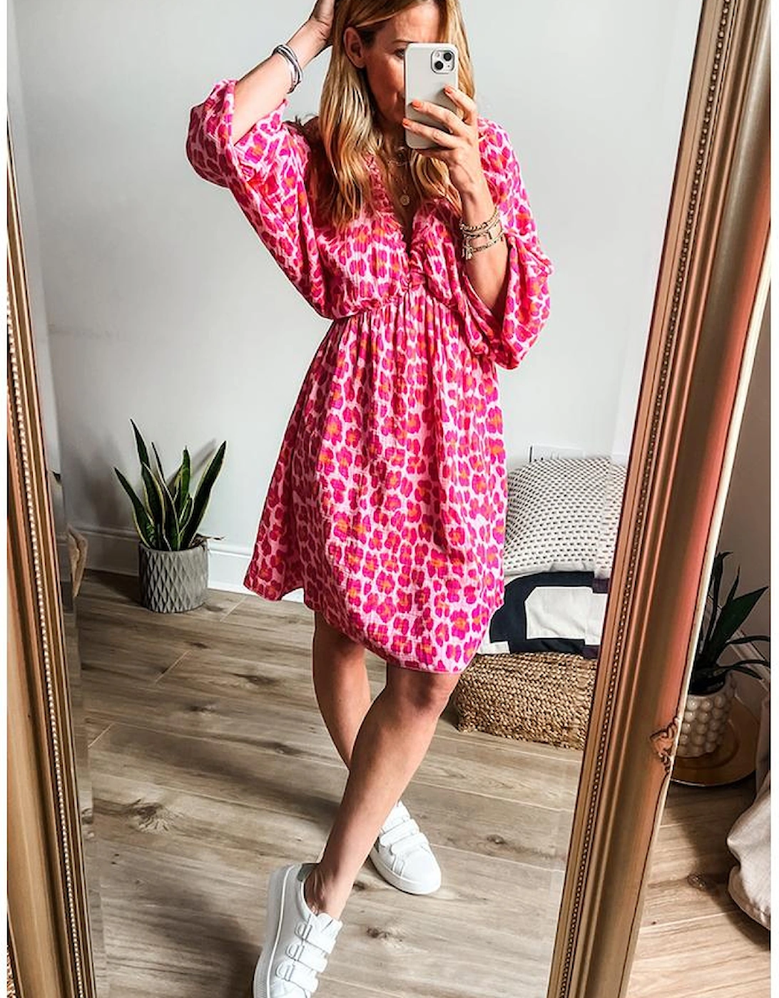 Pink Leopard Print Elasticated V Neck 3/4 Puff Sleeve Dress