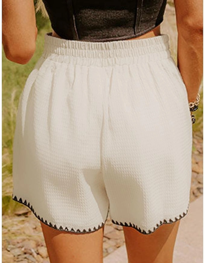 White Waffle Texture Contrast Ricrac Hemline Casual Shorts