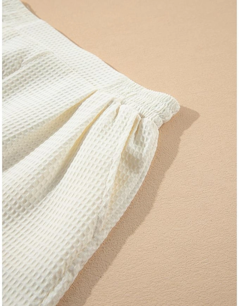 White Waffle Texture Contrast Ricrac Hemline Casual Shorts