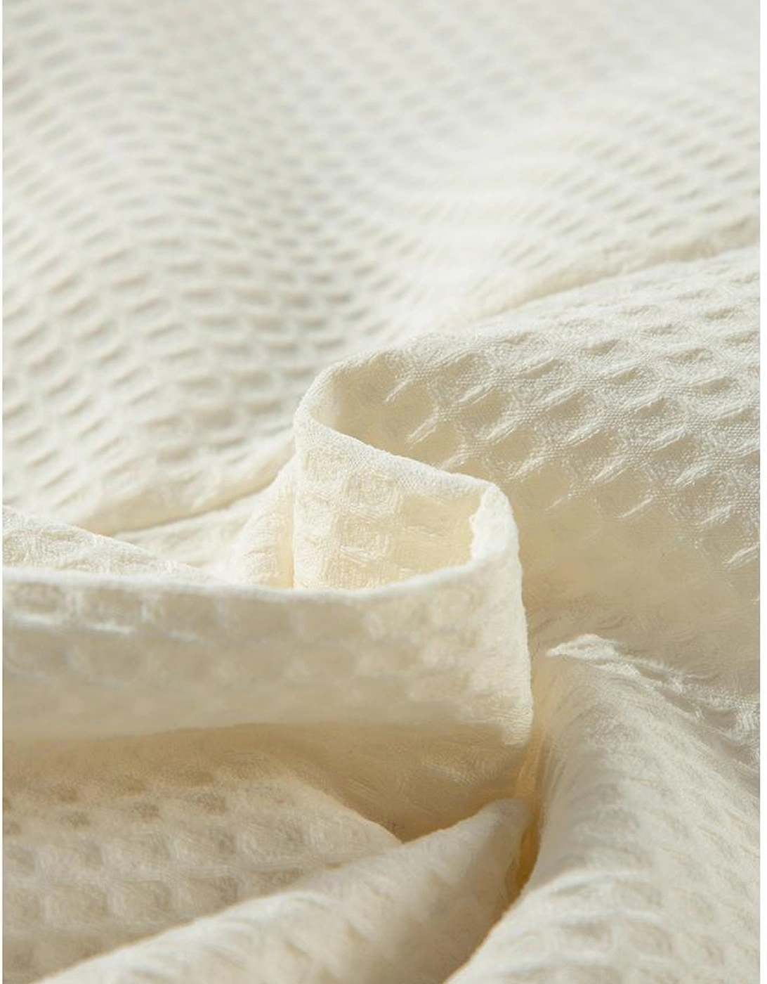 White Waffle Texture Contrast Ricrac Hemline Casual Shorts