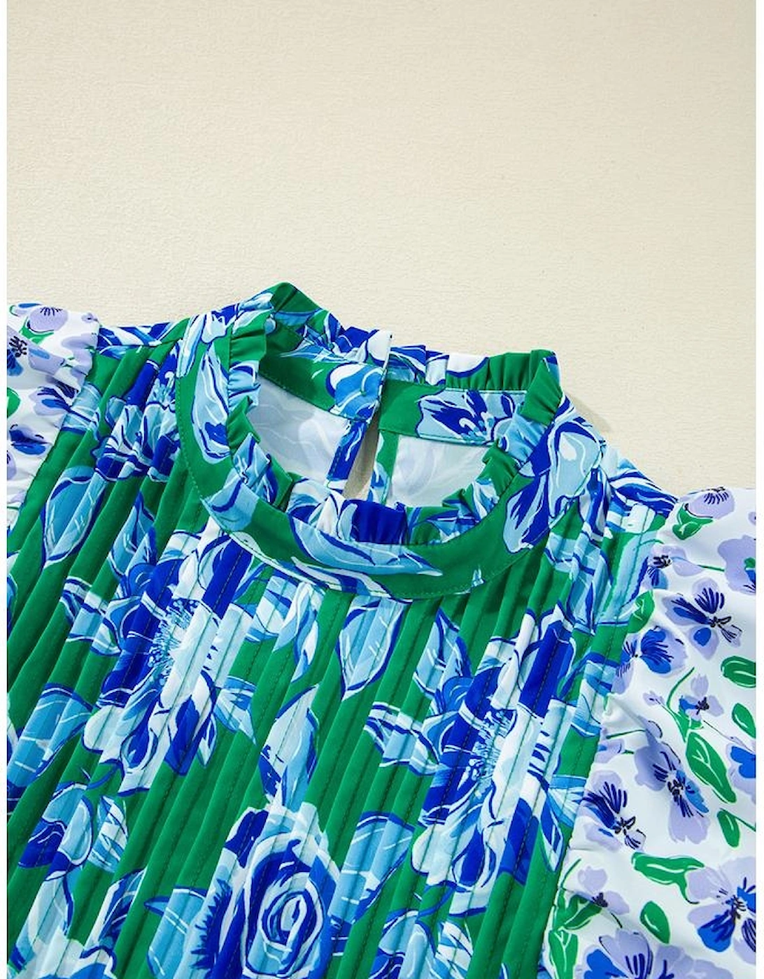 Green Floral Print Lace Trim Contrast Ruffle Sleeve Pleated Loose Blouse