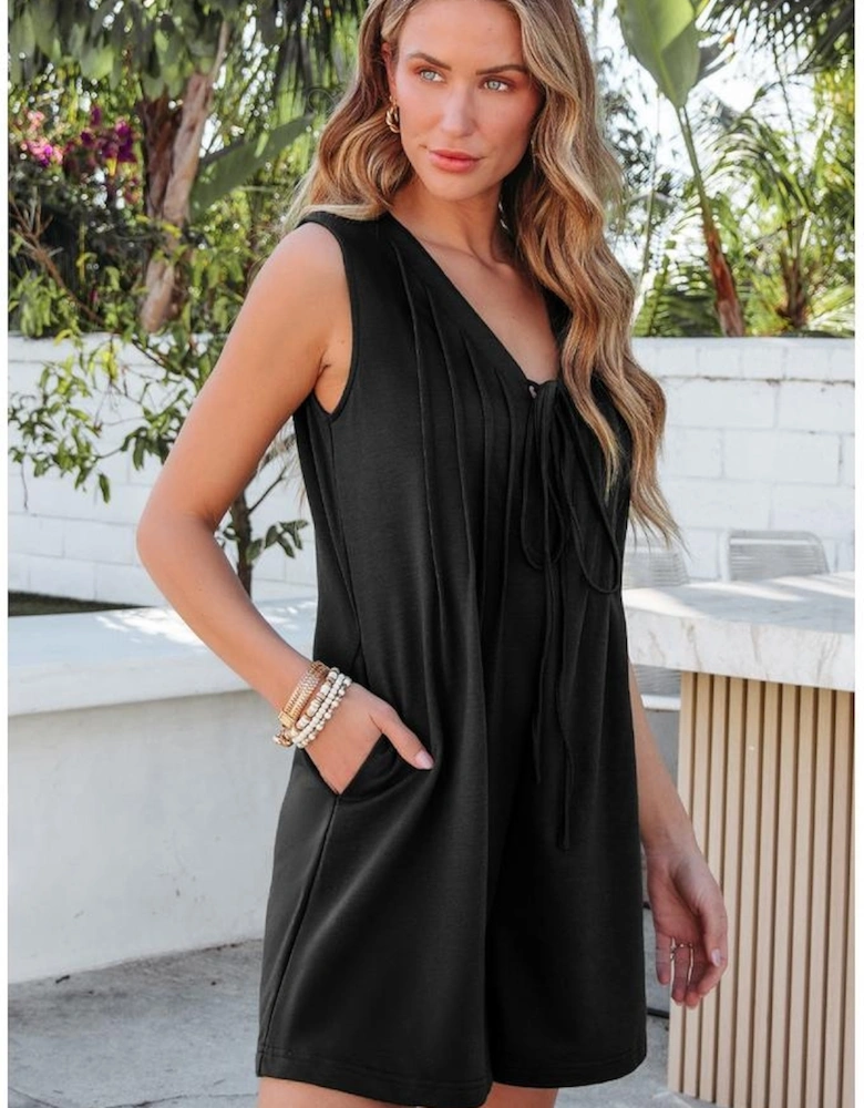 Black white Tie V Neck Pintuck Sleeveless Loose Romper