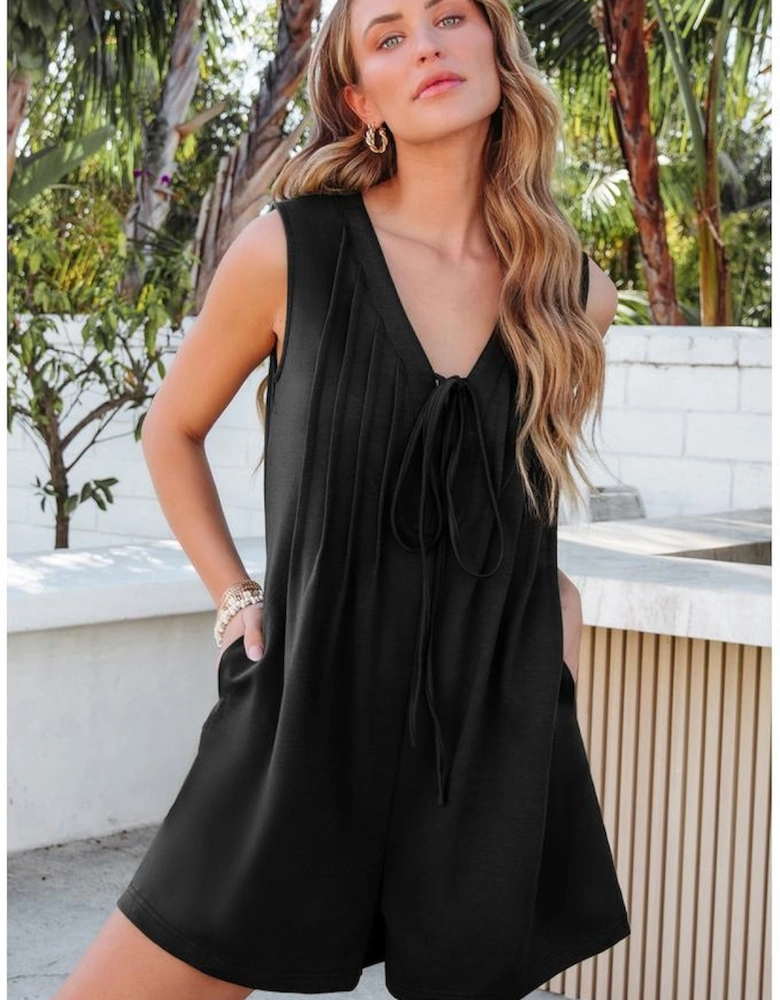 Black white Tie V Neck Pintuck Sleeveless Loose Romper