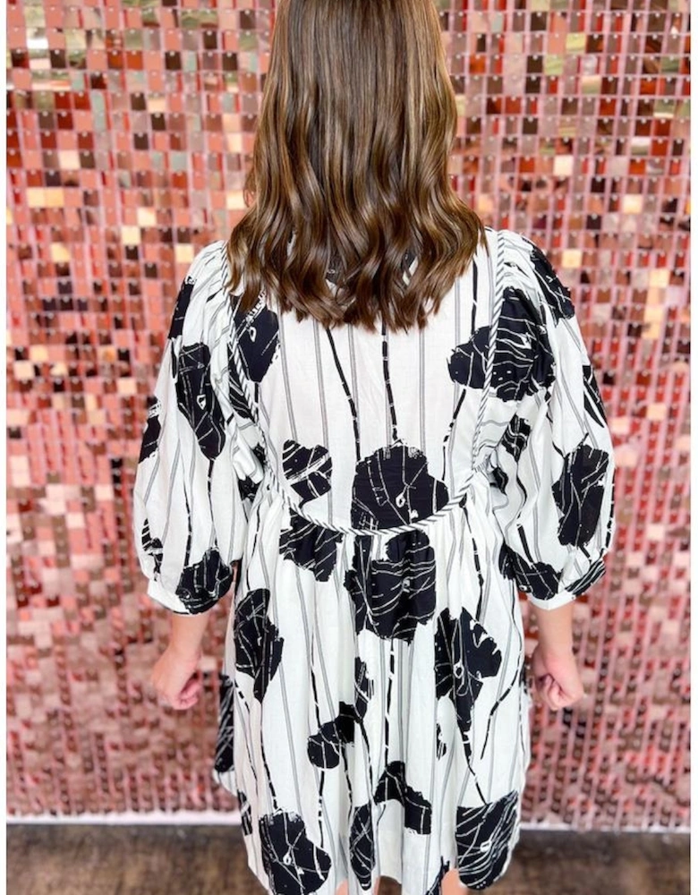 Black Plus Size Floral 3/4 Puff Sleeve Lace-up Neck Mini Dress