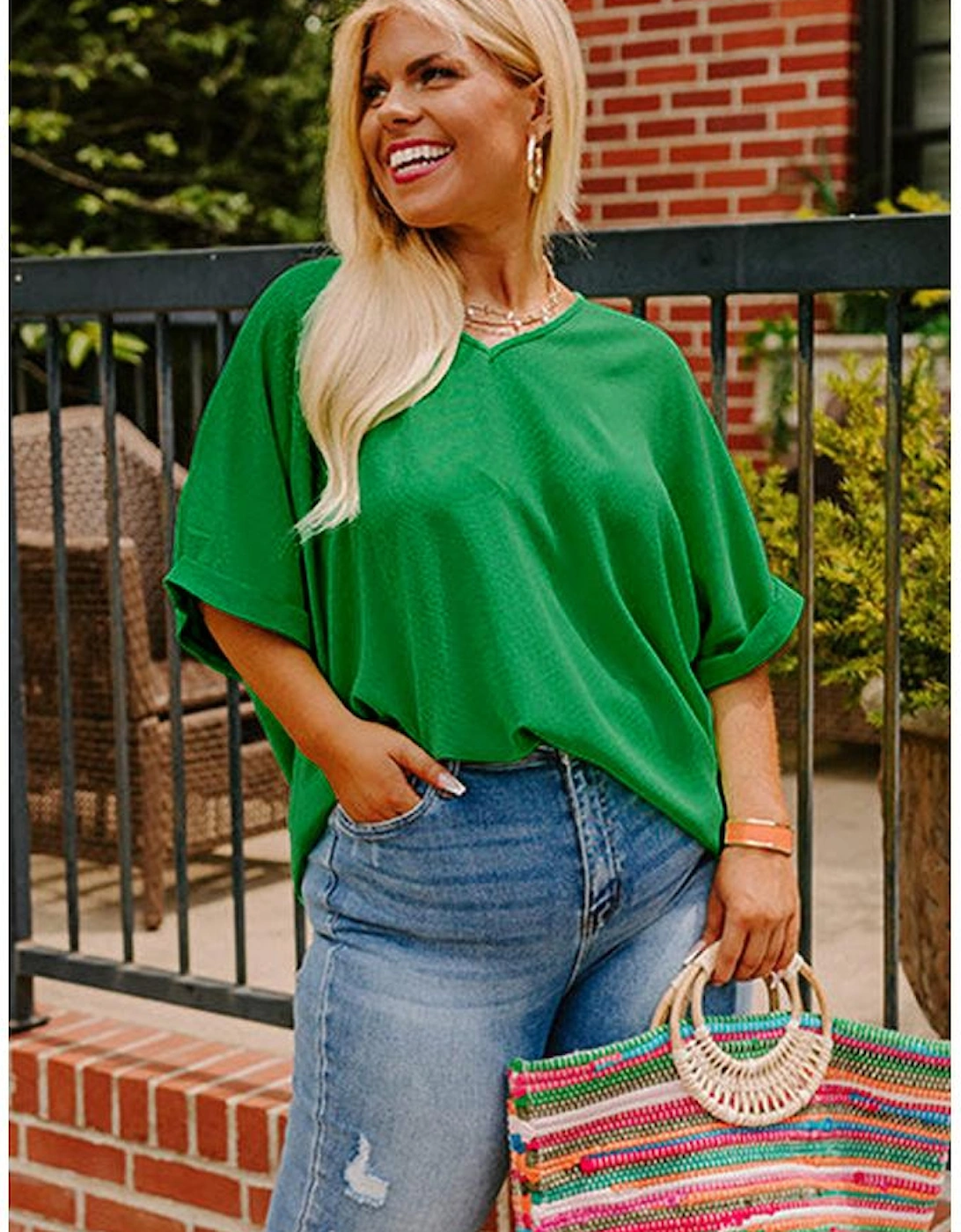 Green Seamed Back High Low Hem V Neck Cuffed Sleeve Plus Size Tee