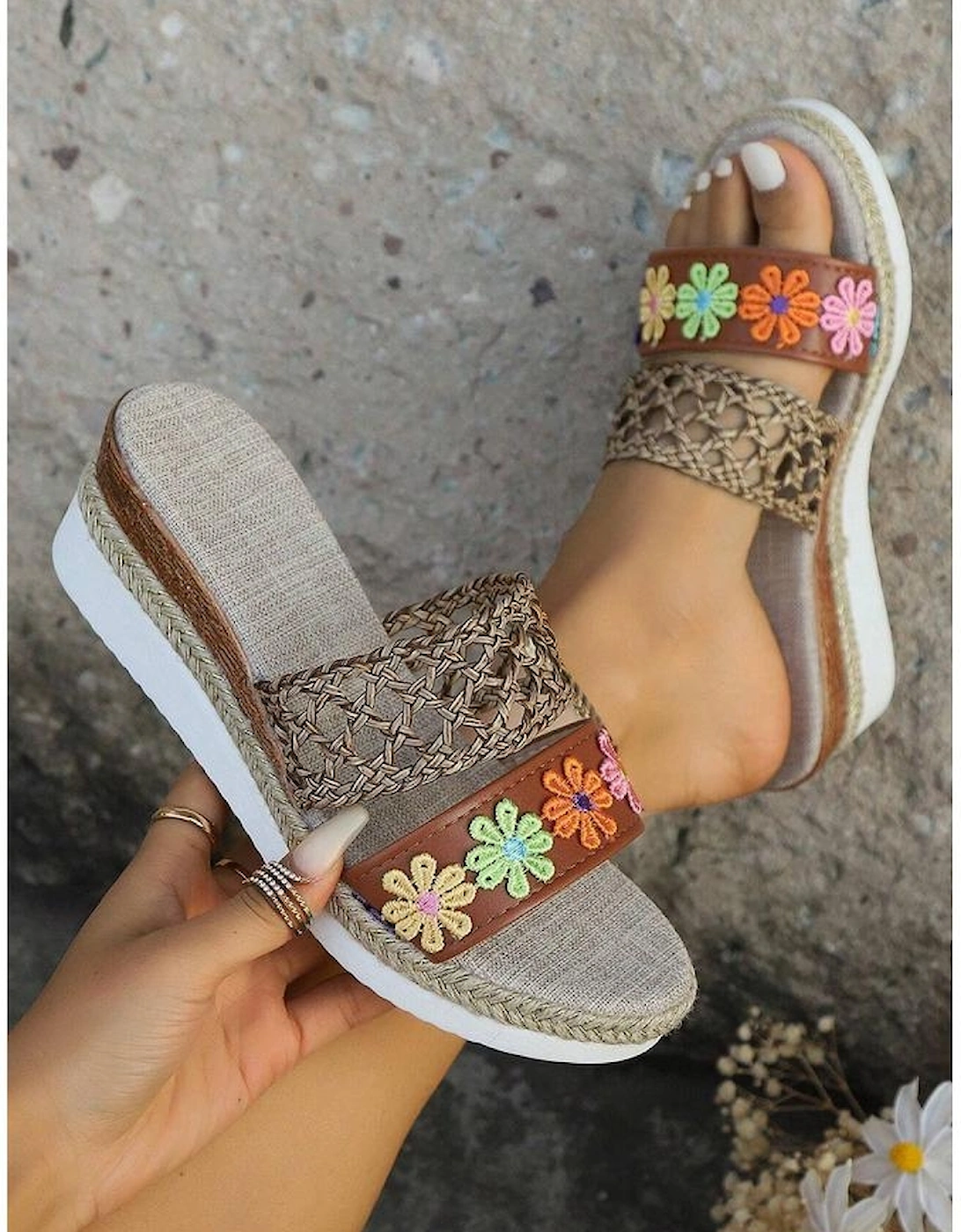 White Floral Print Braided Details Wedge Slippers, 7 of 6