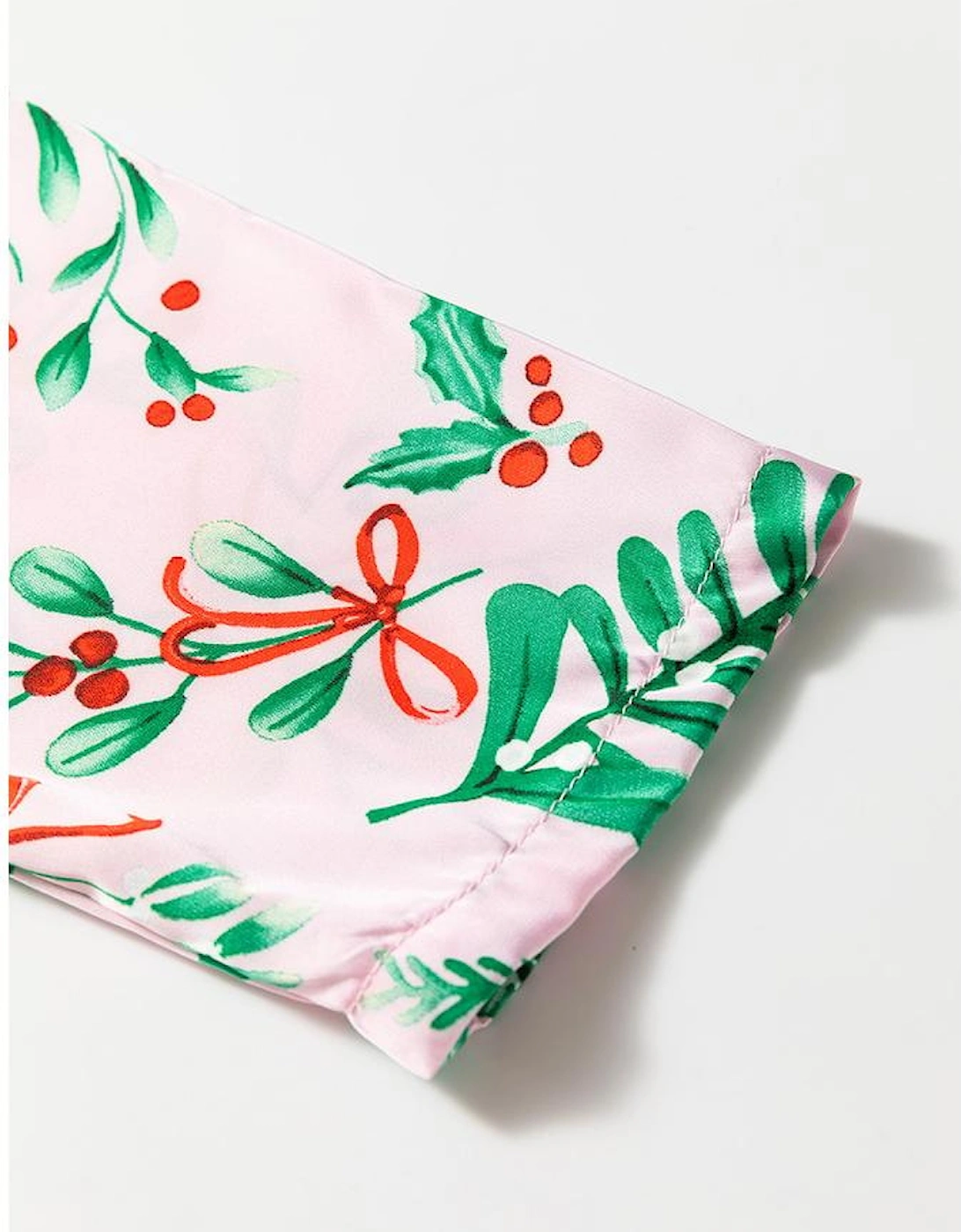 Pink Christmas Berries Plant Print Satin Long Sleeve Pajama Set