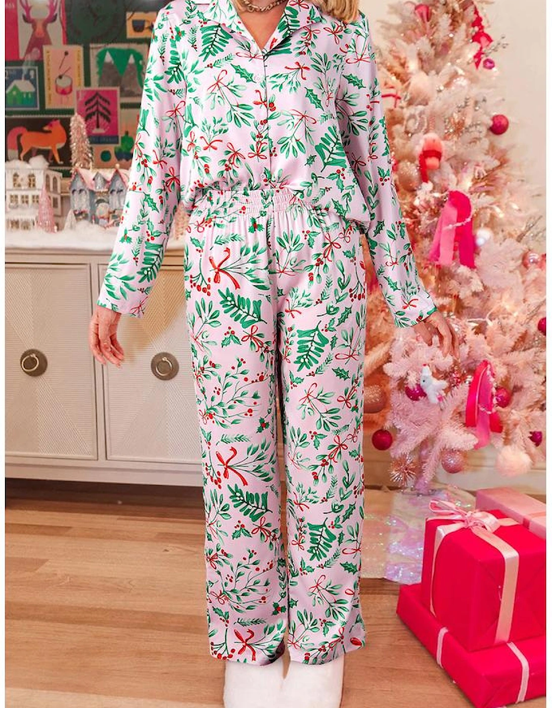 Pink Christmas Berries Plant Print Satin Long Sleeve Pajama Set