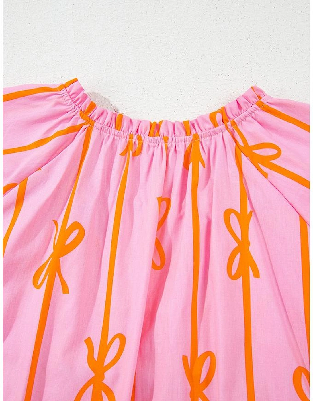 Rose Bowknot Print Shirred V Neck Puff Sleeve Plus Size Blouse