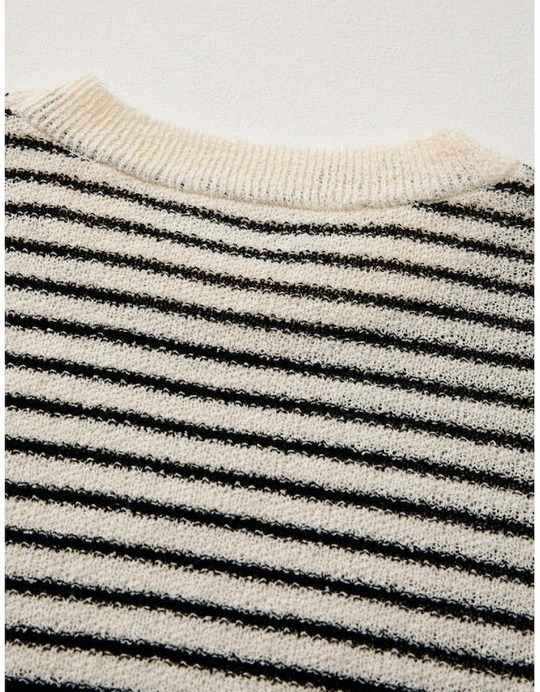 Black white Striped O Neck Sweater Vest