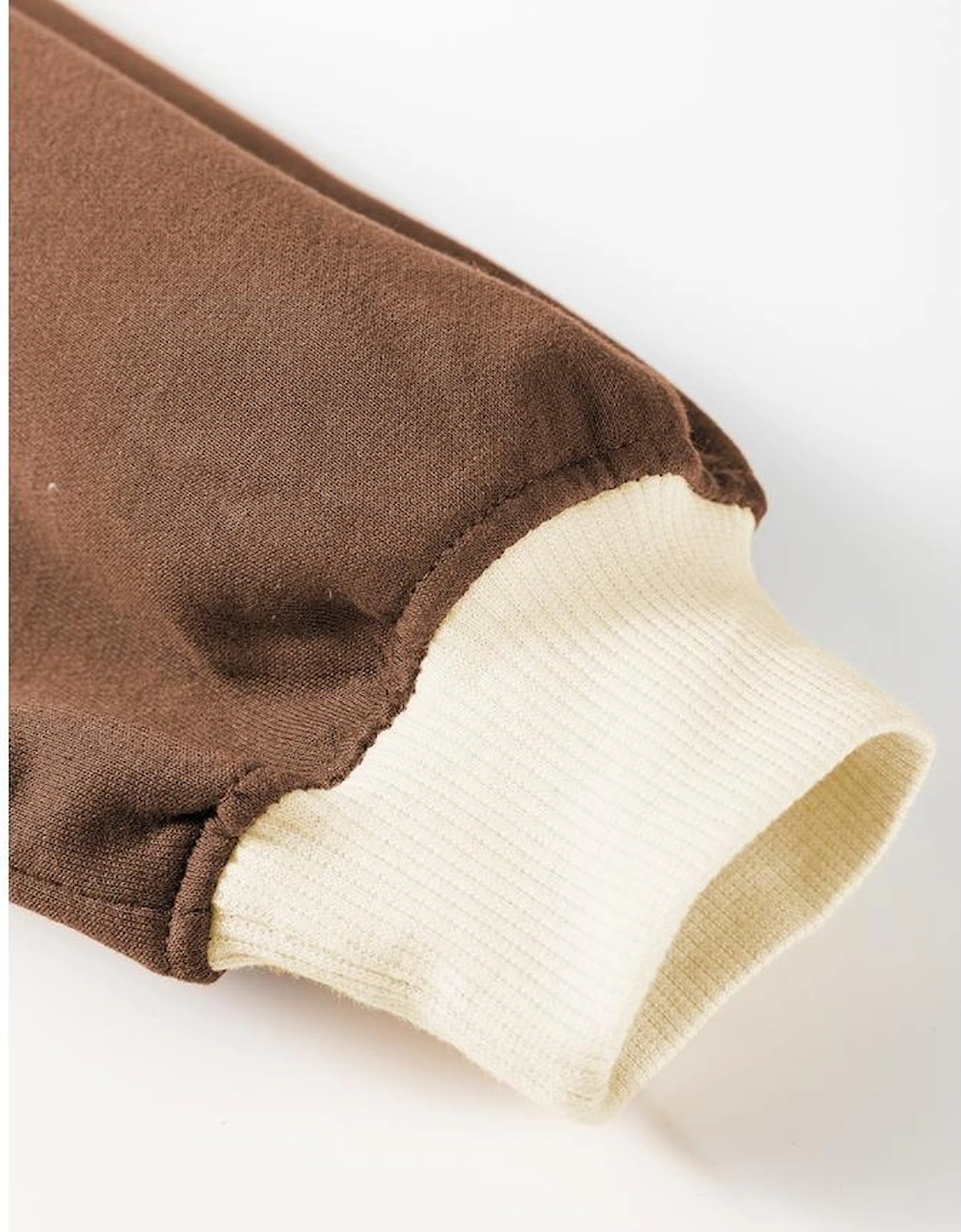 Coffee Color Contrast Loose Pullover and Lace-up Waist Skort Set