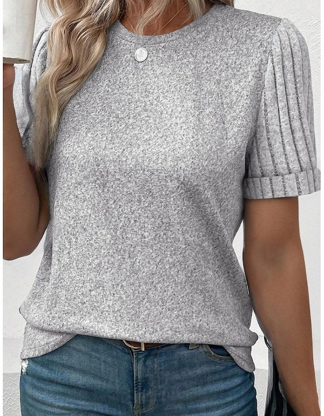 Gray Ribbed Splicing Sleeve Round Neck T-shirt
