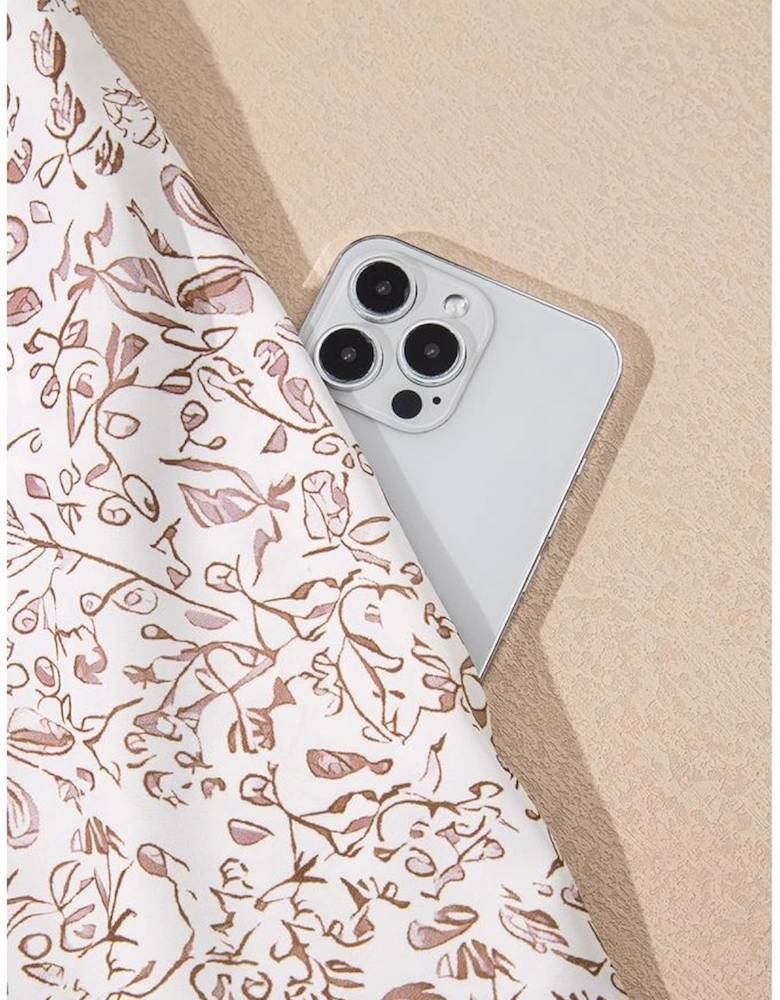 White Floral V Neck Ruffled Short Sleeve Plus Size Dress