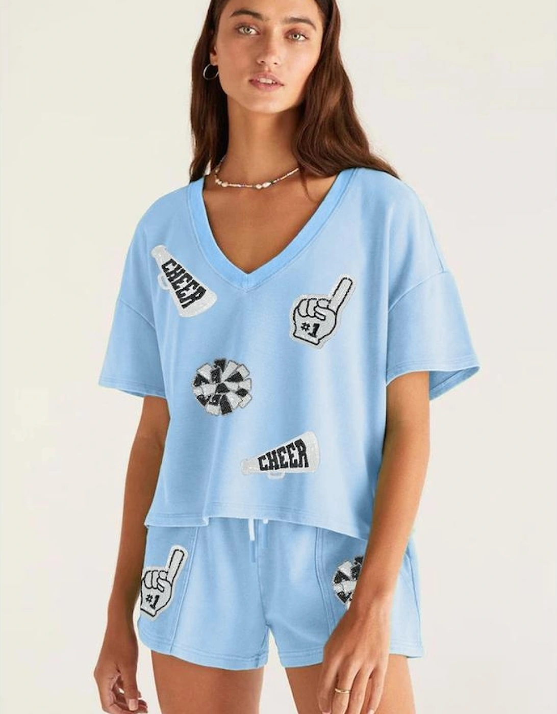 Myosotis Game Day No.1 Cheer Graphic V Neck Short Set