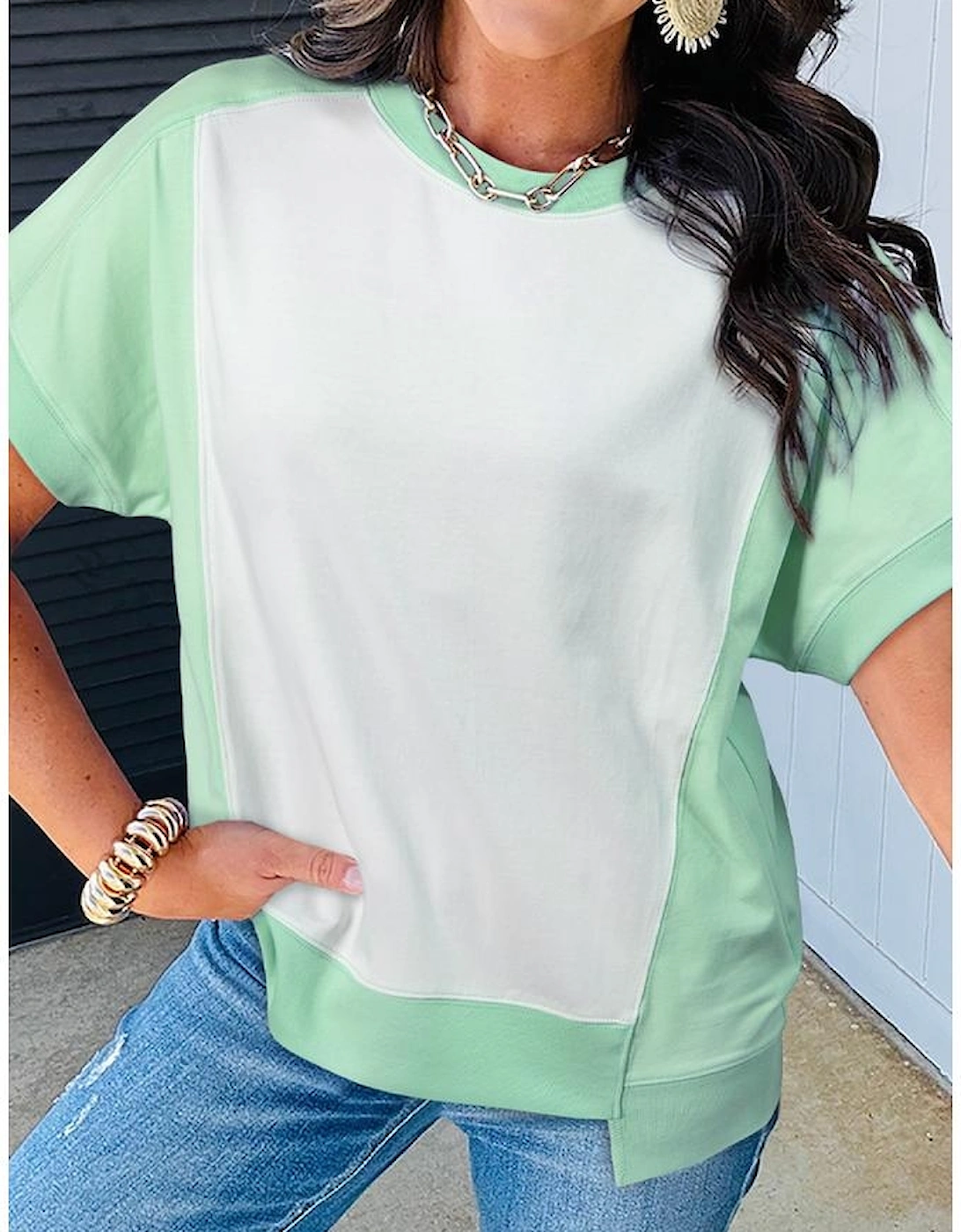 Light Green Color Block Exposed Seam Crew Neck T Shirt