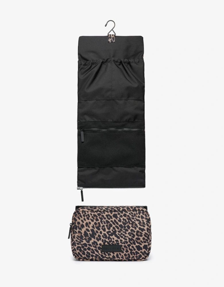 T+M Travel Roll Up Hanging Organiser Leopard Print