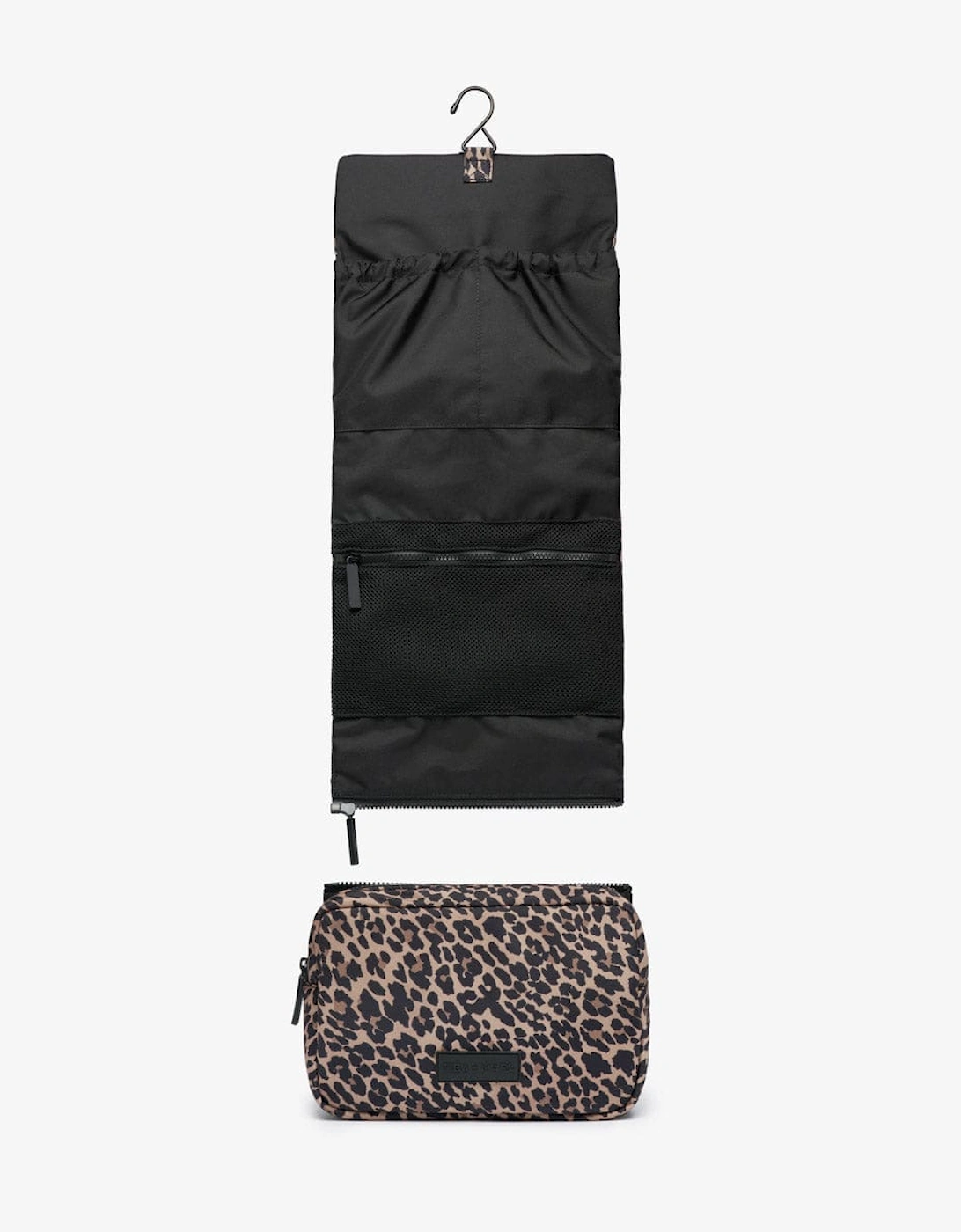T+M Travel Roll Up Hanging Organiser Leopard Print