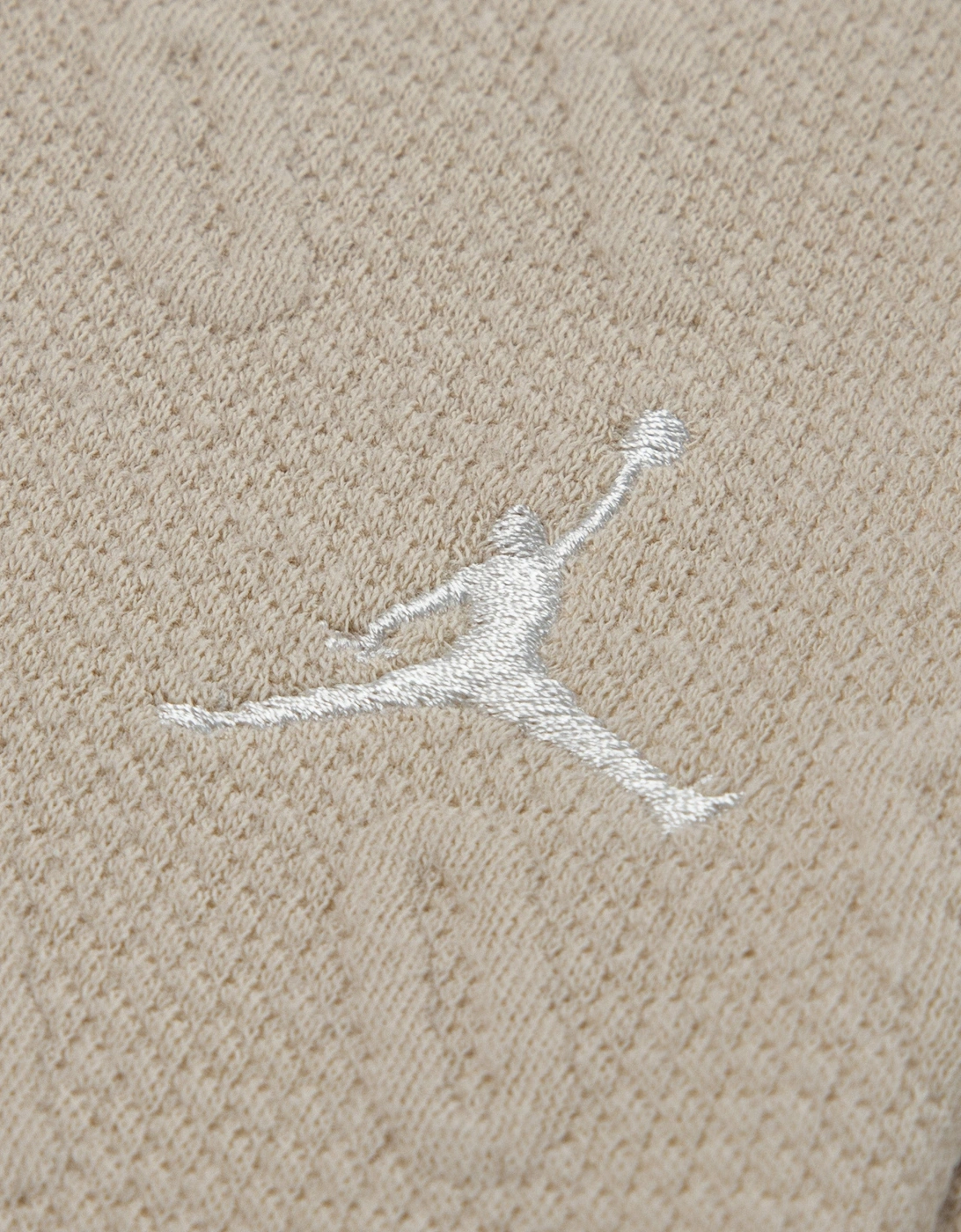 Jordan Girls MJ HBR Bubble Knit Tracksuit in Beige