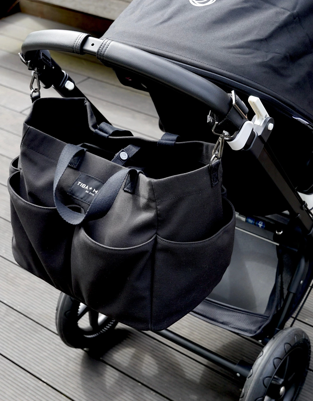 T+M Canvas Pocket Tote Black