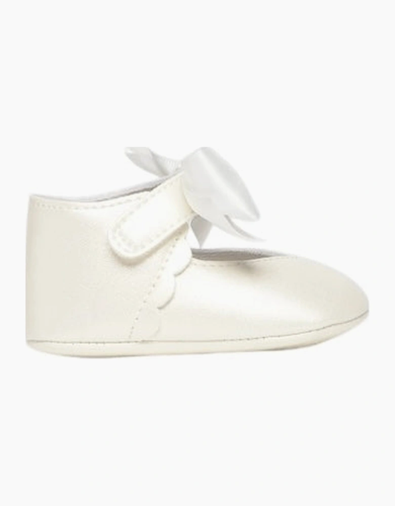 Girls White Pre Walker Shoes