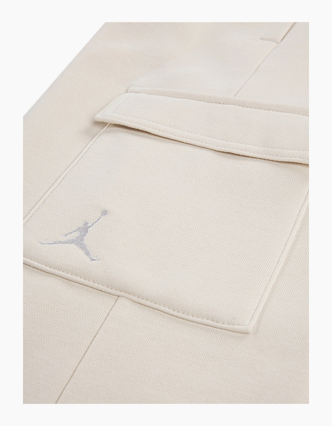 Jordan Girls MJ Brooklyn Fleece Cargo Pants in Brown