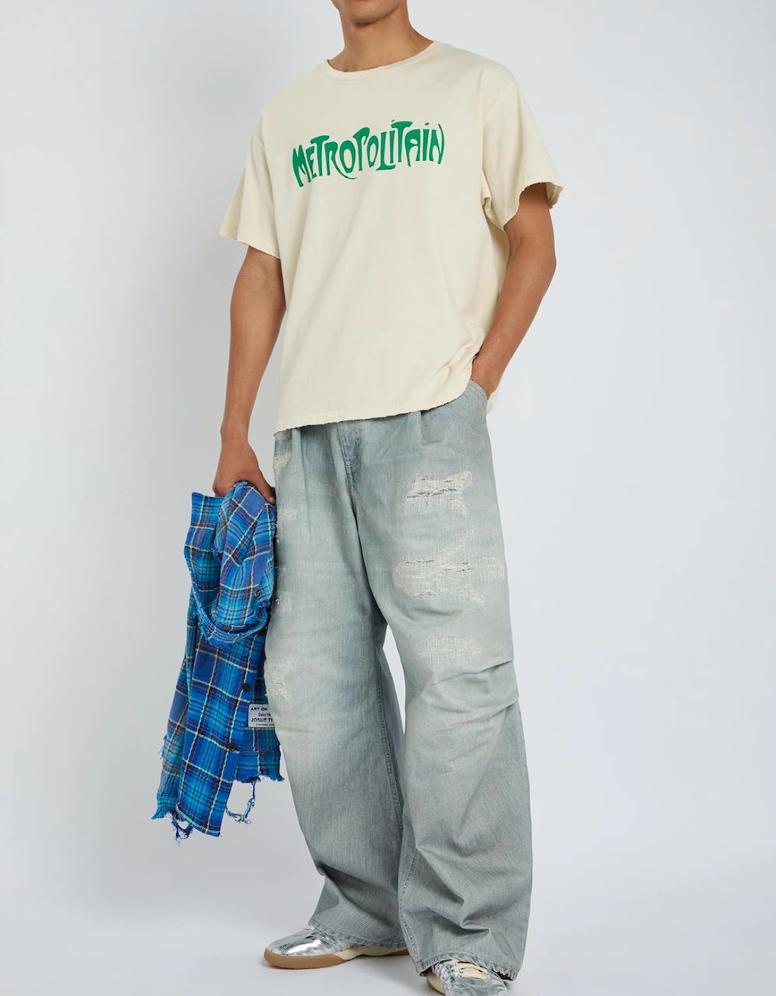 Metropolitan Logo T-Shirt in Cream