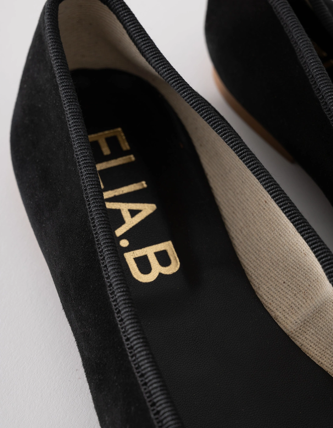 Sandra Sparkle Womens Pump