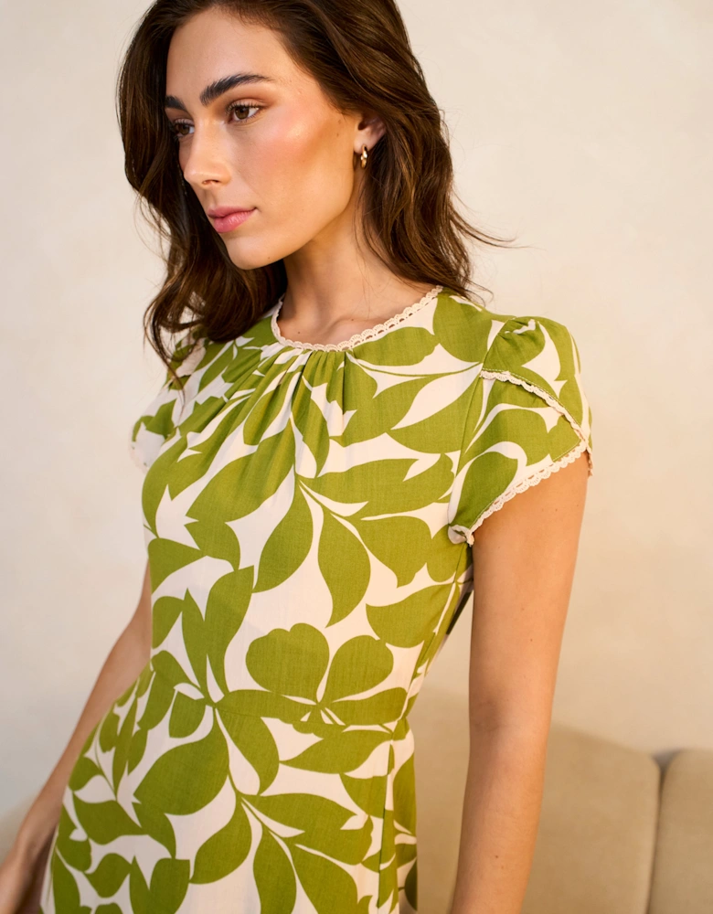 Green Petal Cuff Elasticated Waist Maxi Dress