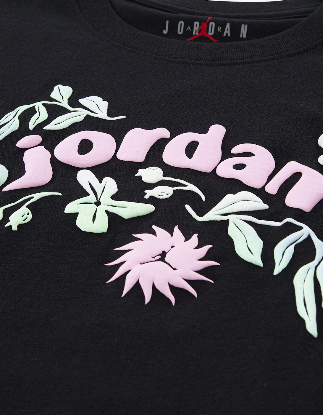 Jordan Girls Jordan Puff Floral T-Shirt in Black