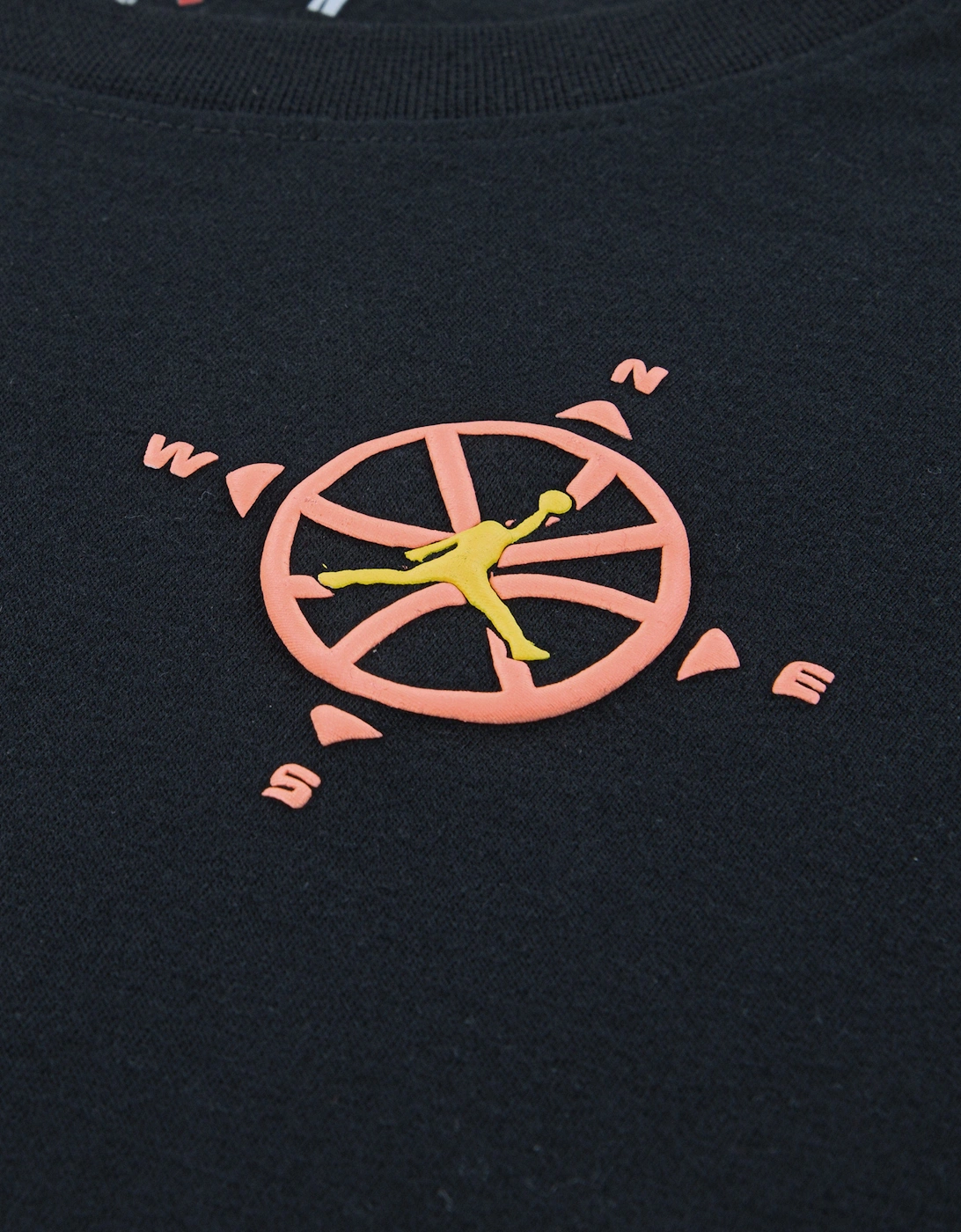 Jordan Boys Compass Jumpman in Black