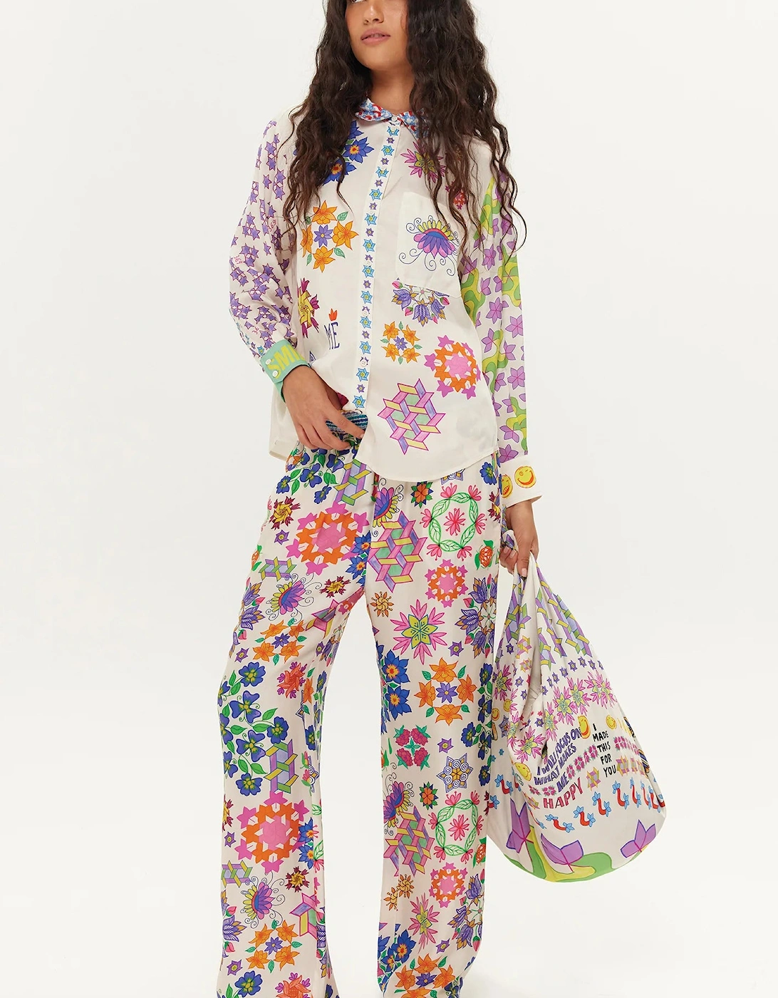 Bailey straight leg track pant in markers print