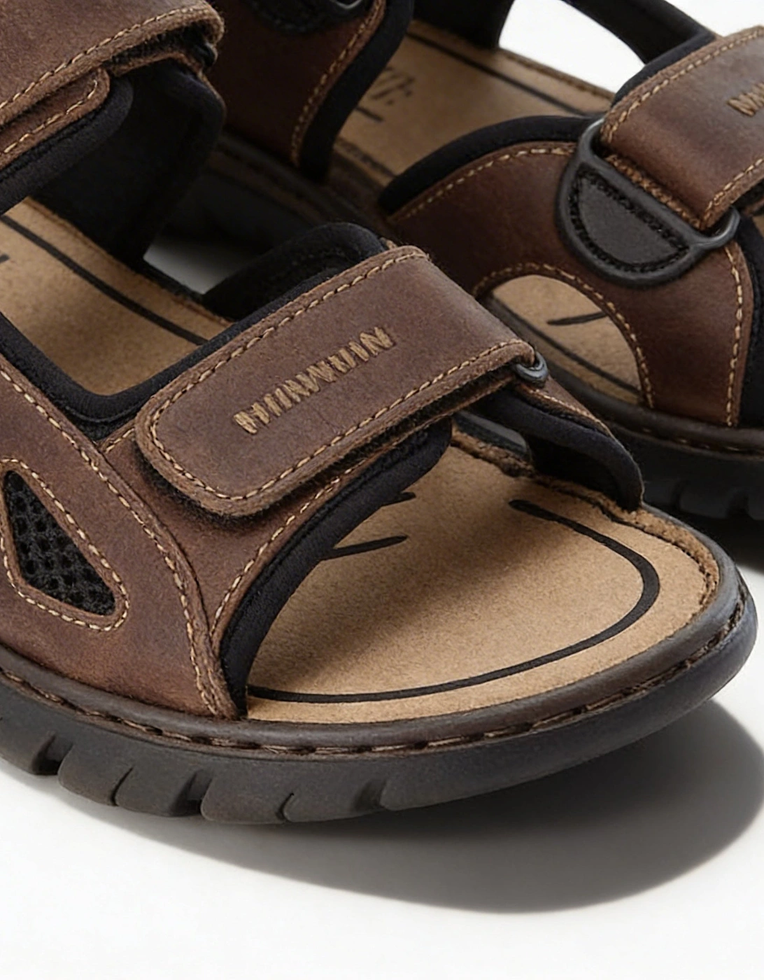 26761 Mens Cross Strap Sandals Brown