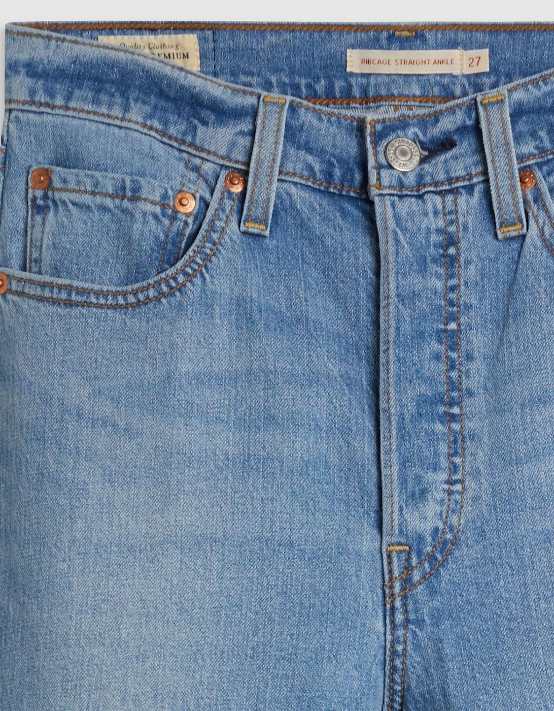 Ribcage Straight Ankle Jeans