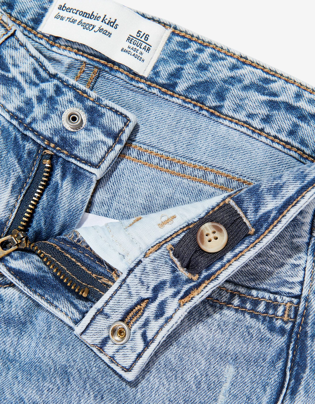 Girls Low Rise Hearts baggy Jeans in Blue